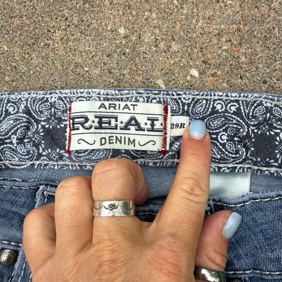 Ariat REAL 29R Straight Leg Mid Rise Light Blue Jeans Style 10017217 - Picture 5 of 9